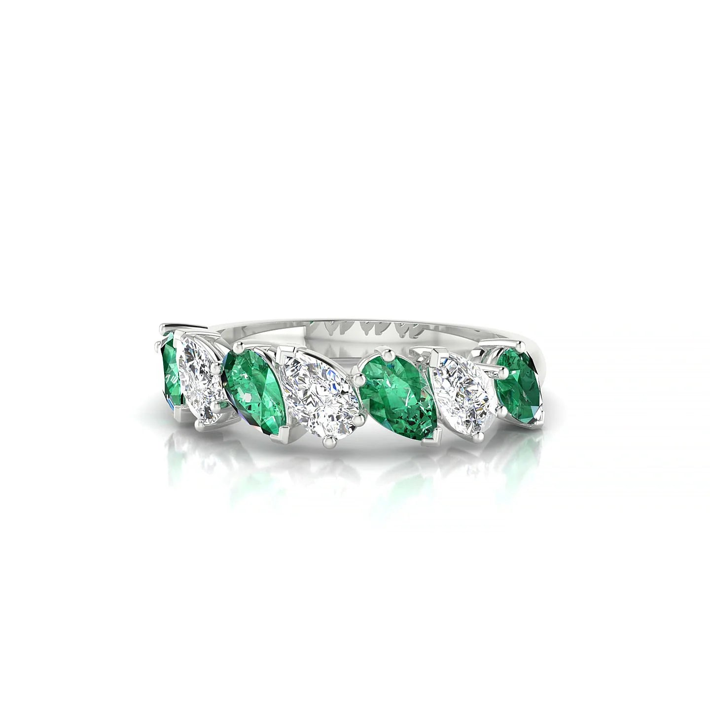 Mist | 18k White Gold 5 x 3 mm Pear Emerald & Diamond Ring