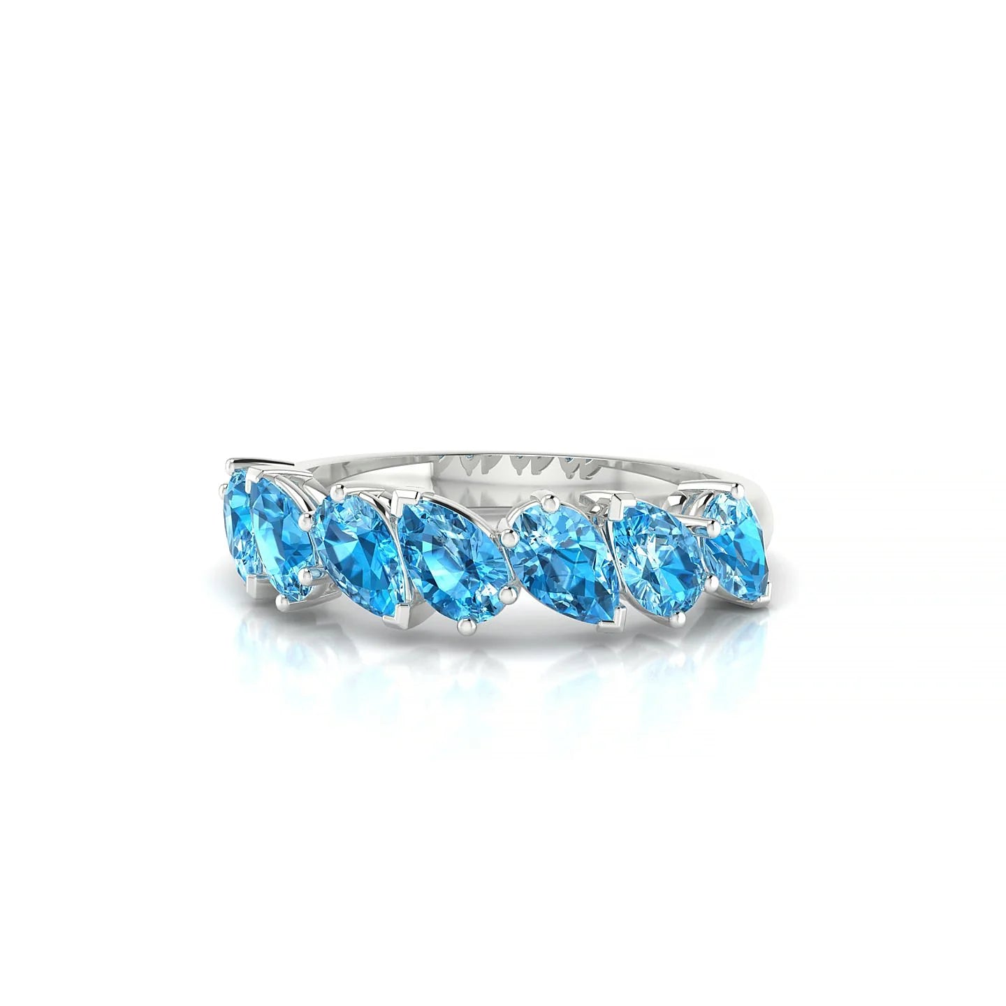 Mist | 18k White Gold 5 x 3 mm Pear Topaz Ring