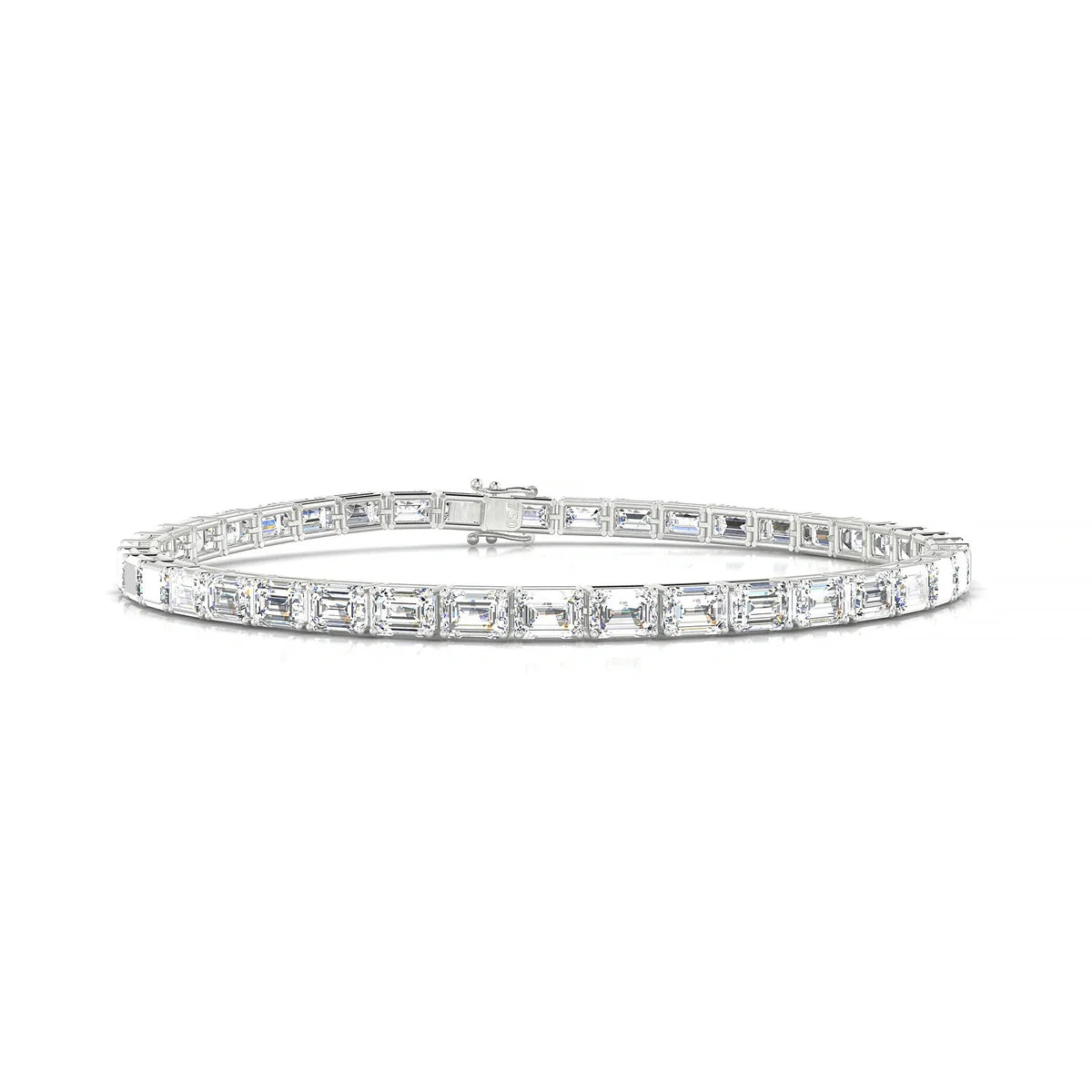 Ozu | 18k White Gold 4.1 x 2.9 mm Emerald Natural Diamond Tennis Bracelet
