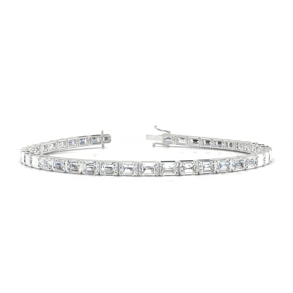Ozu | 18k White Gold 4.1 x 2.9 mm Emerald Natural Diamond Tennis Bracelet