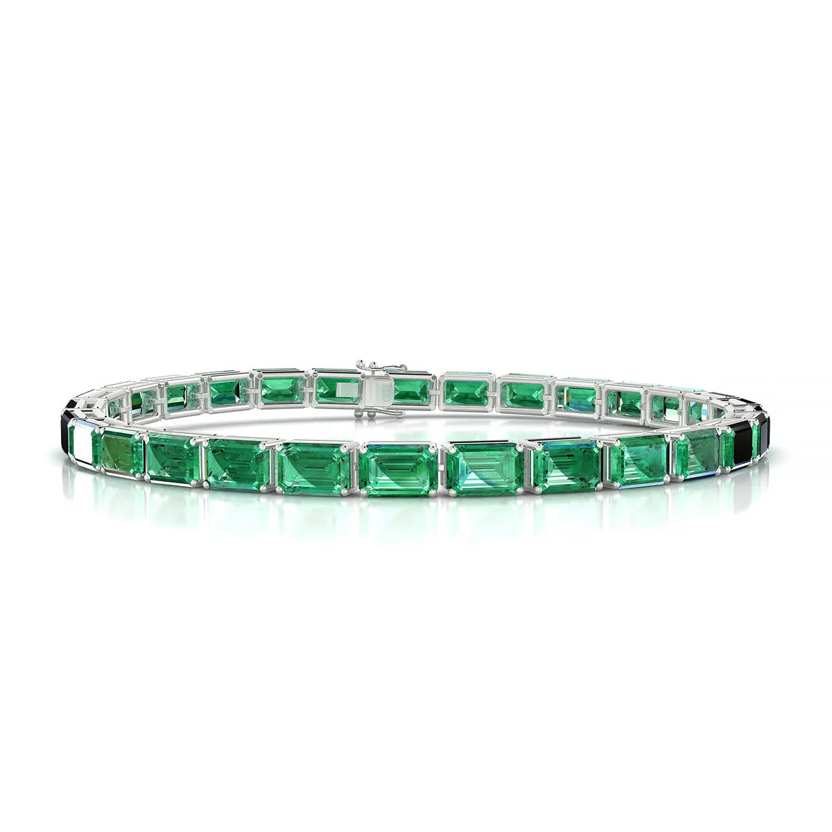 Ozu | 18k White Gold 6 x 4 mm Emerald Natural Emerald Tennis Bracelet