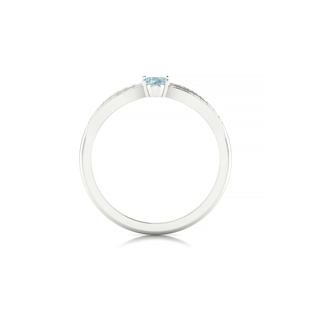 Prestige | 18k White Gold 6 x 4 mm Oval Aquamarine Ring