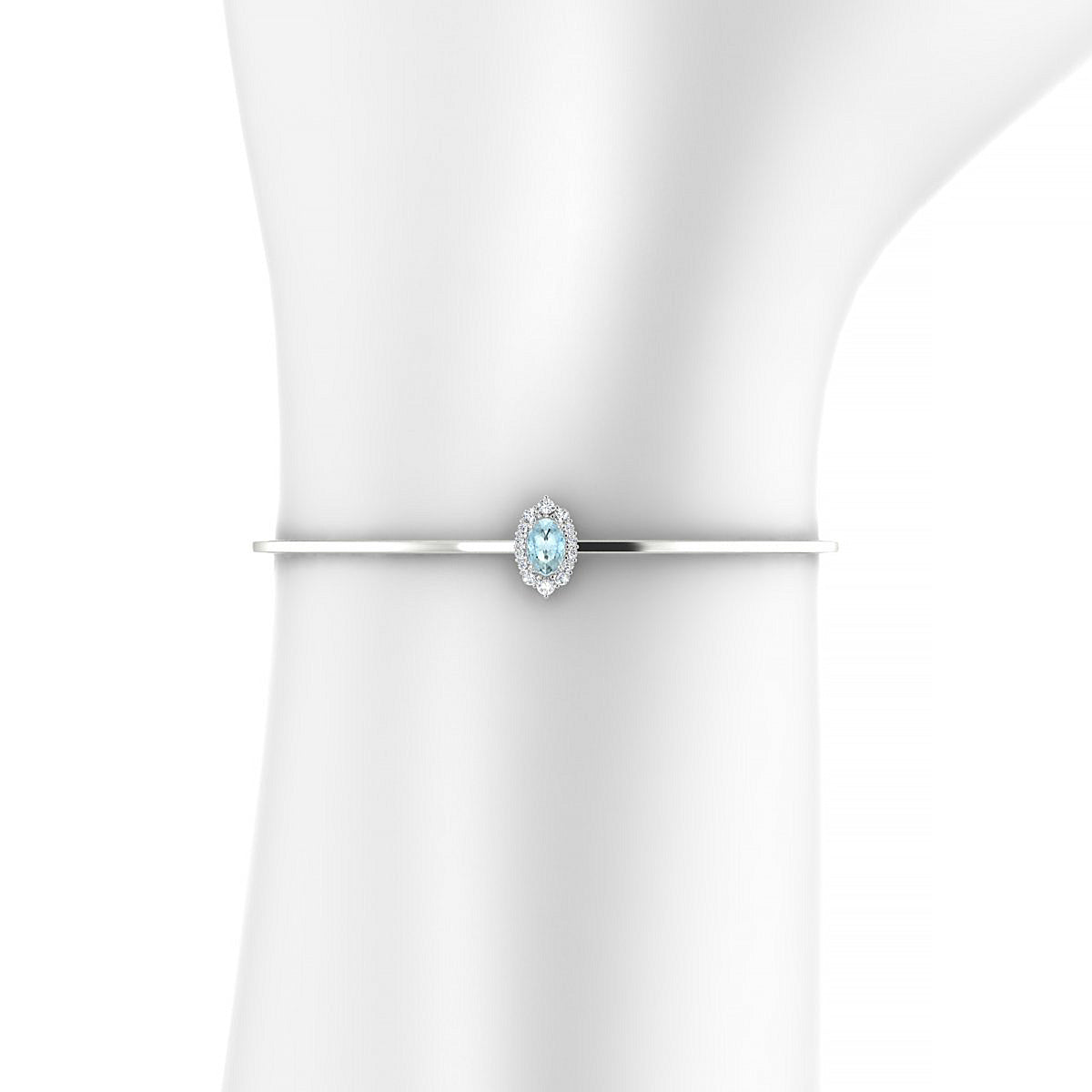 Romance | 18k White Gold 6 x 4 mm Oval Aquamarine Bangle