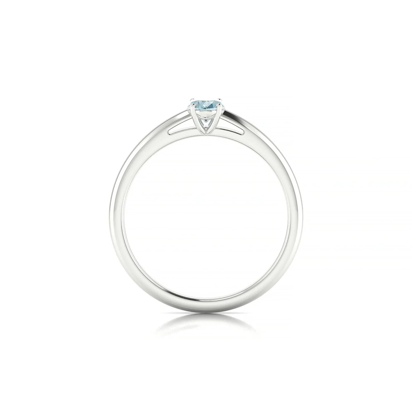 Treasure | 18k White Gold 6 x 4 mm Oval Aquamarine Ring