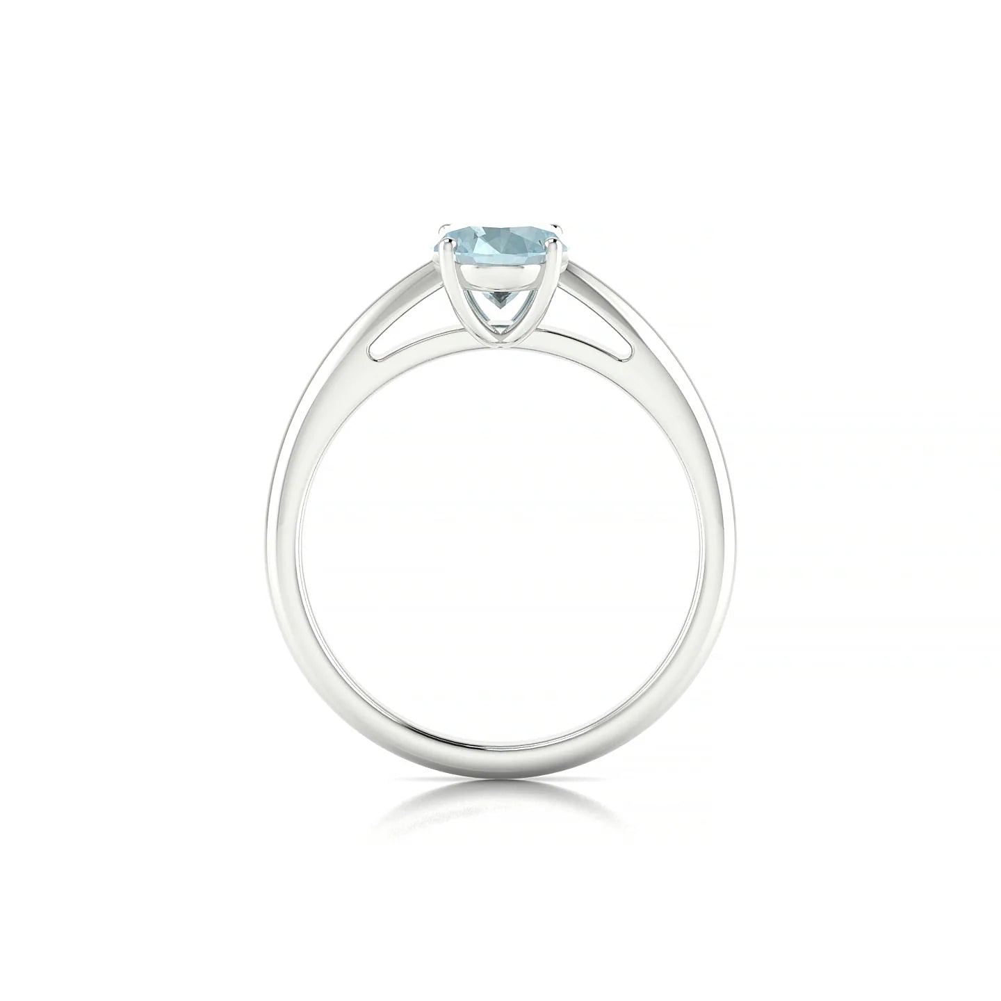 Treasure | 18k White Gold 8 x 6 mm Oval Aquamarine Ring