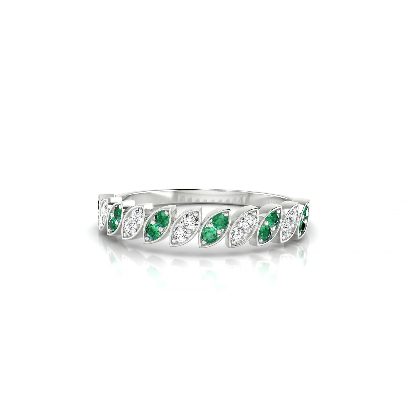 Whisper | 18k White Gold 1.3 mm Round Emerald & Diamond Ring